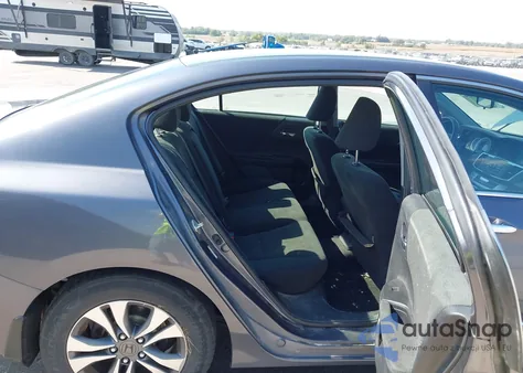 2013 Honda Accord Lx z USA, uszkodzony, nr VIN 1HGCR2E3XDA188366